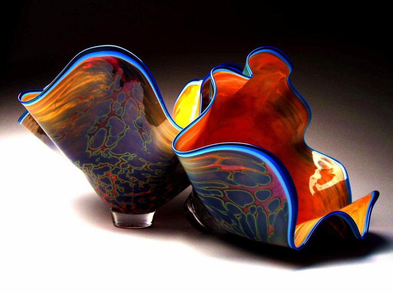 Byron Sutherland, Clam Shell, glass sculpture