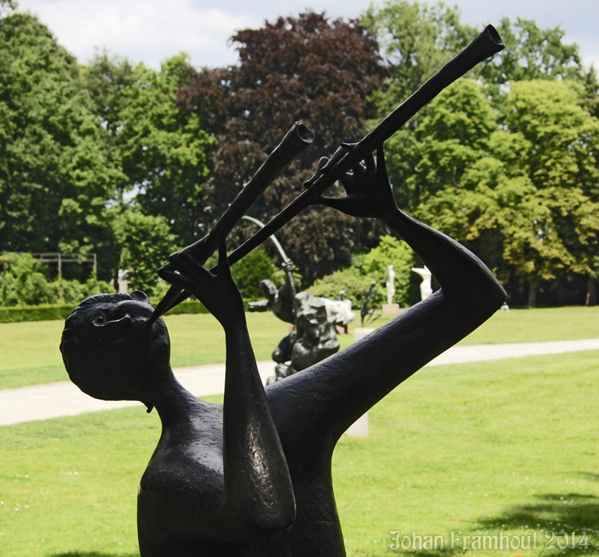 Art7d.be, Art in Belgium, Photos from sculptures in the Middelheim park in Antwerp, page 4, Summer